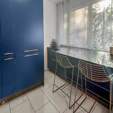 Harmony, Paris & * Torcy (Seine-et-Marne)